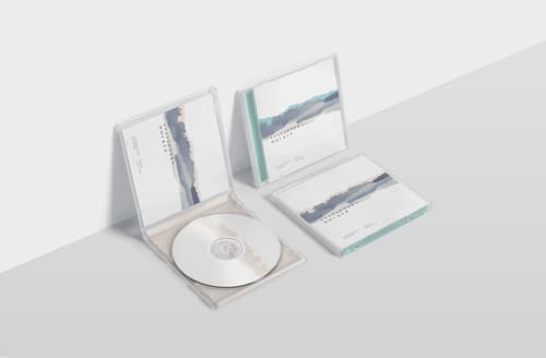 Mockup thiết kế bìa đĩa CD và hộp đĩa nền trắng PSD